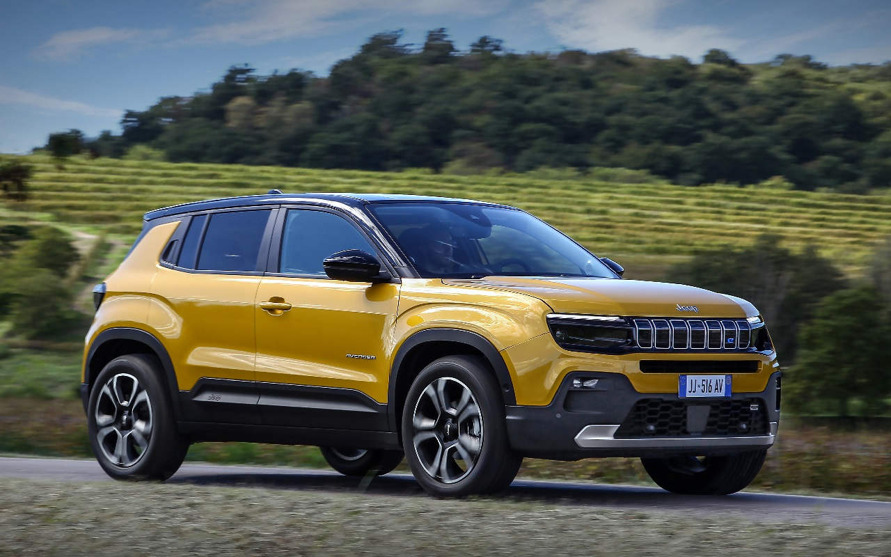 Nuova Jeep Avenger, allestimenti e prezzi dell'intera gamma - De